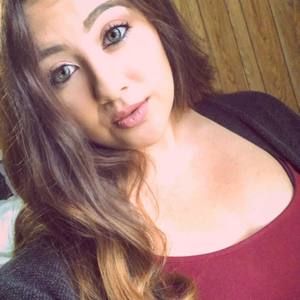 Meet your Posher, Adriana